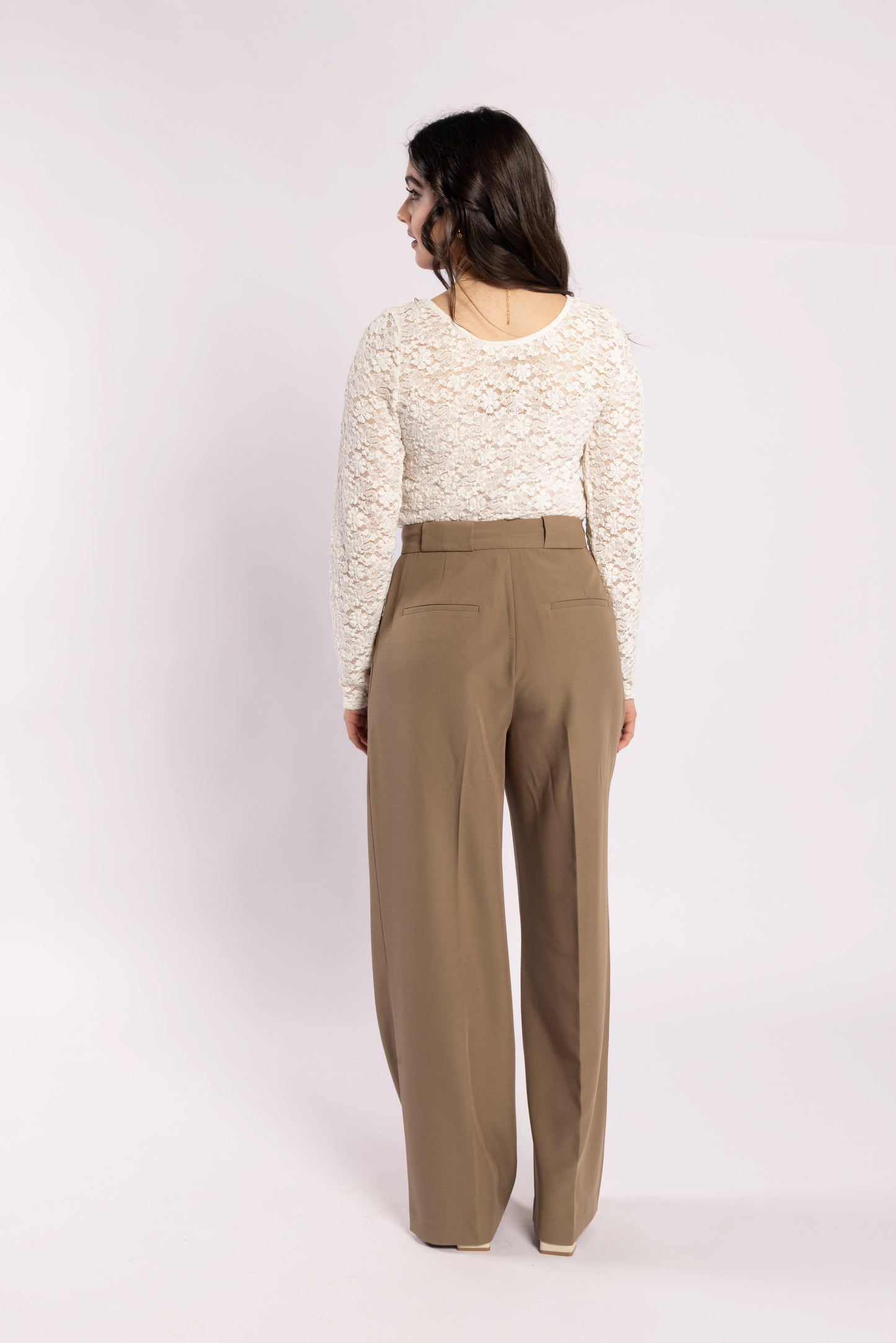 1303 - Fav Layer Top - Creme