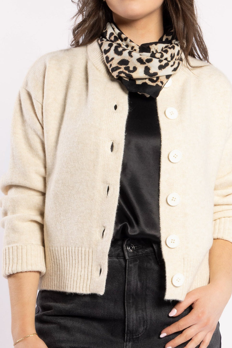 AA2 - Clip Scarf - Light Animal