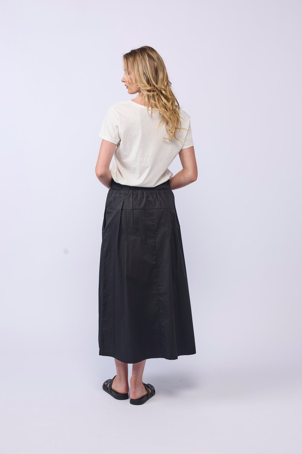 LONGING SKIRT - BLACK
