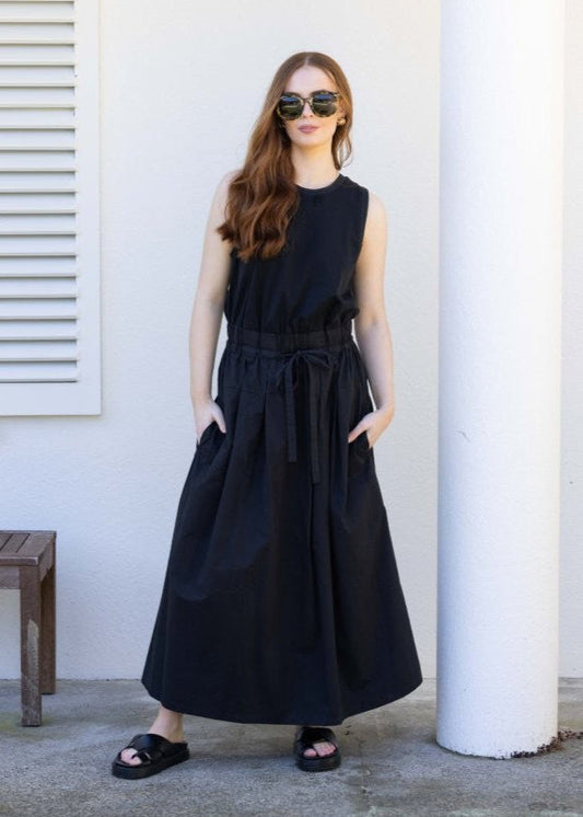 2216 - Longing Dress - Black