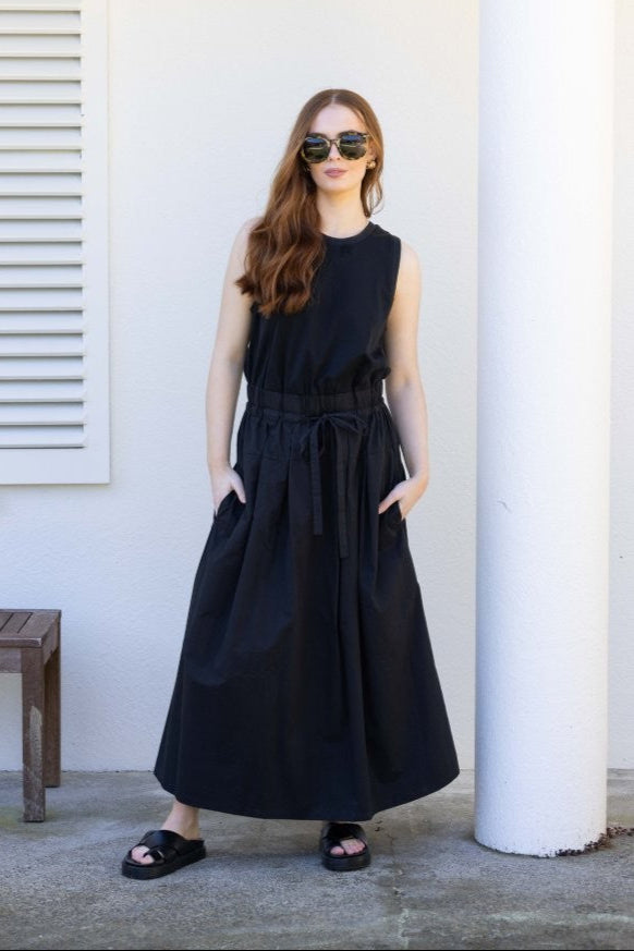 2216 - Longing Dress - Black