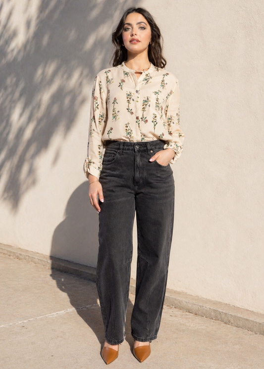 8055 - Salut Shirt - Wild Flower