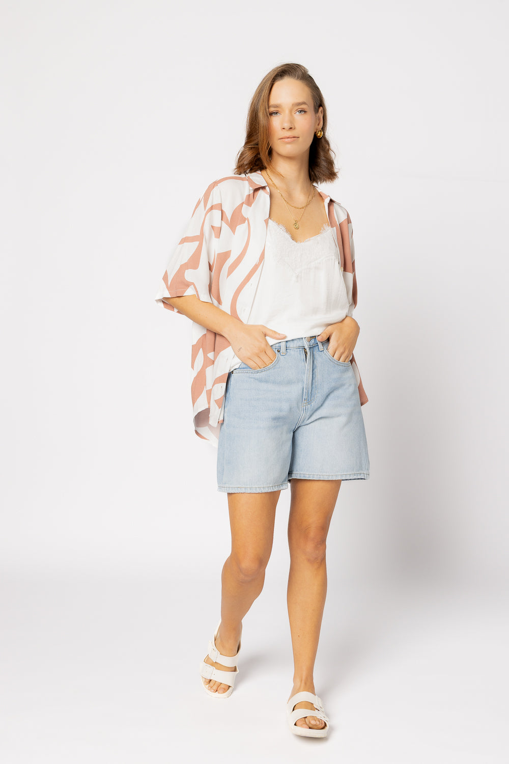 7022 - The Denim Short - Light Denim