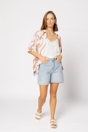 7022 - The Denim Short - Light Denim