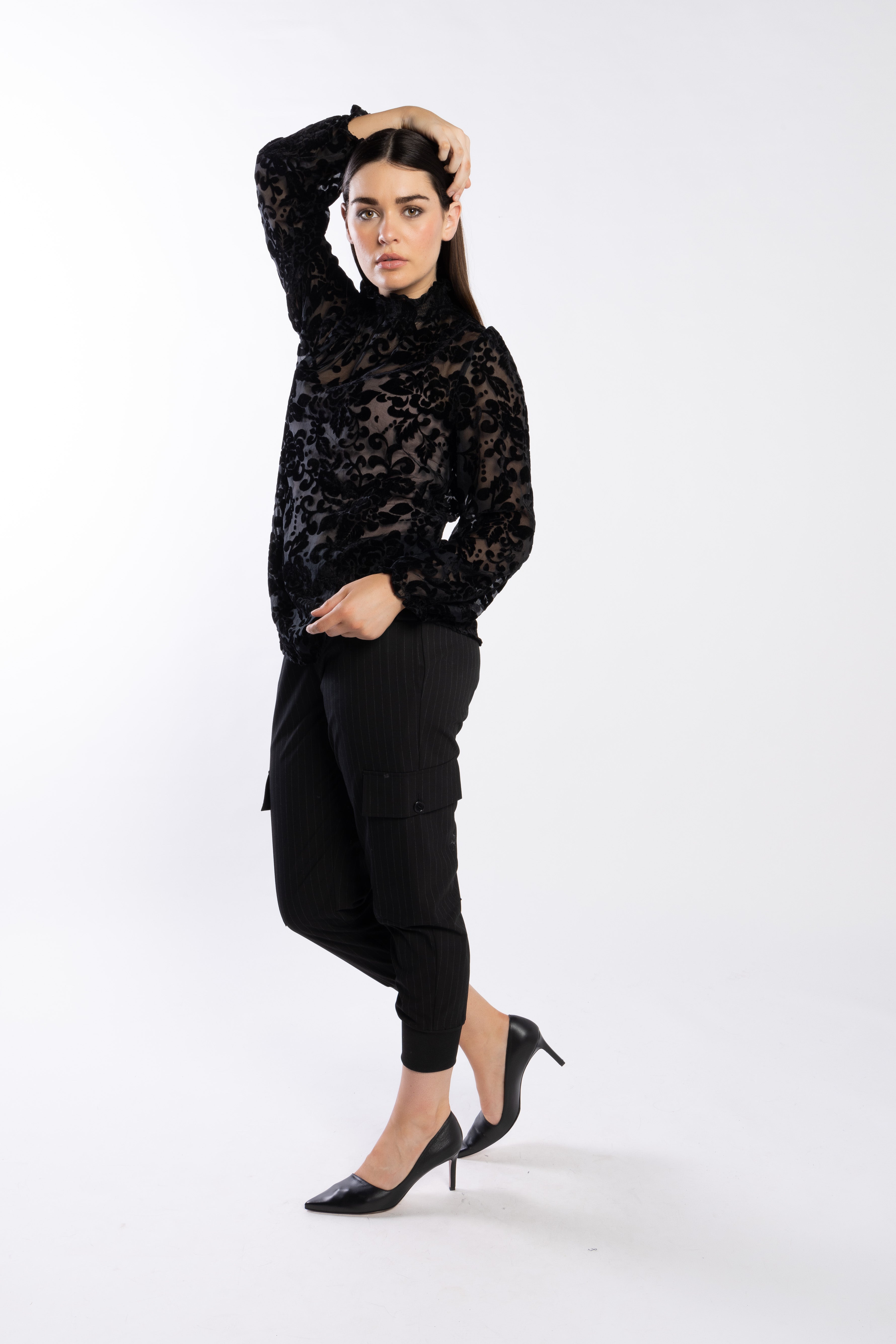 4052 - Noni Pants - Black Pinstripe