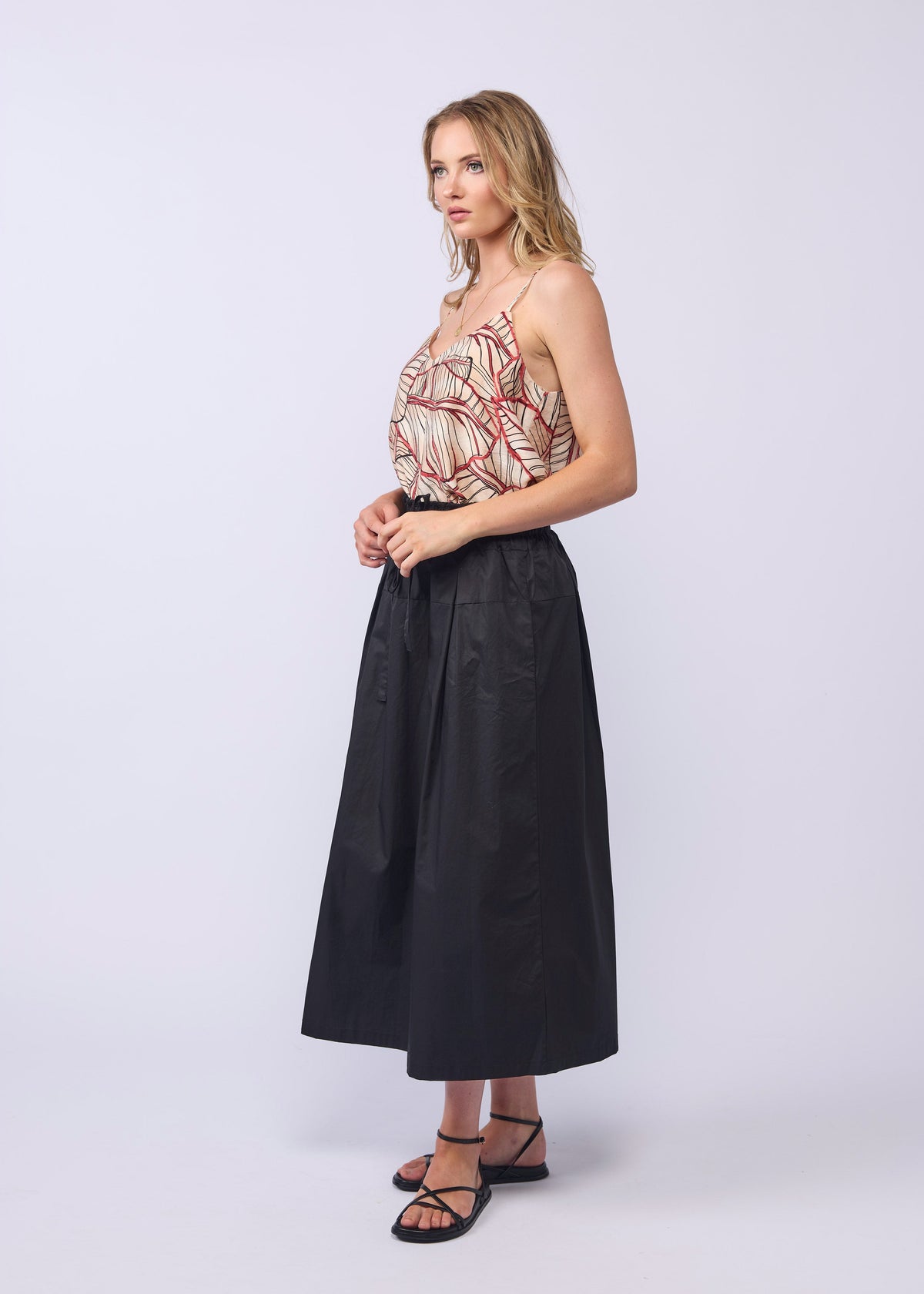 LONGING SKIRT - BLACK