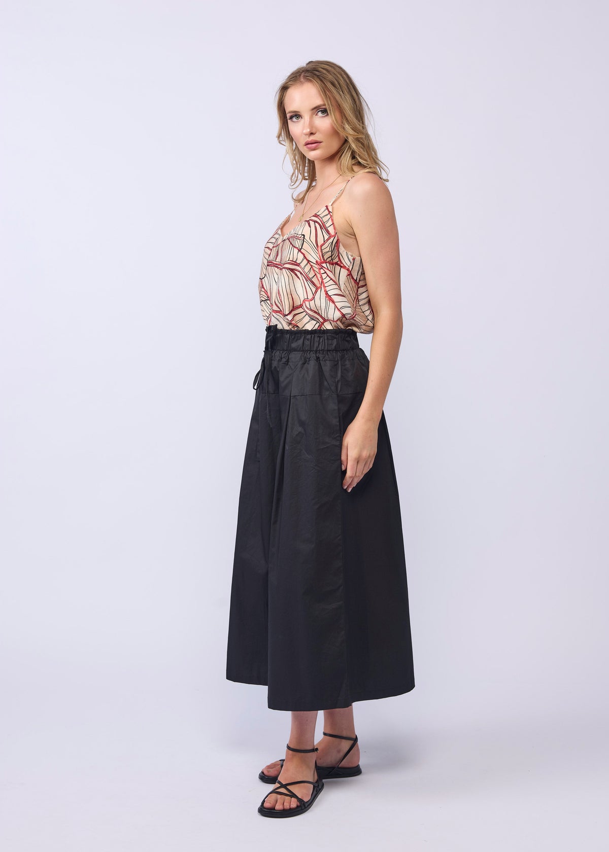LONGING SKIRT - BLACK