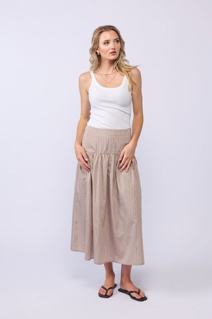 1129 - Ruby Logo Rib - White