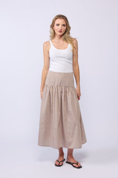 1129 - Ruby Logo Rib - White