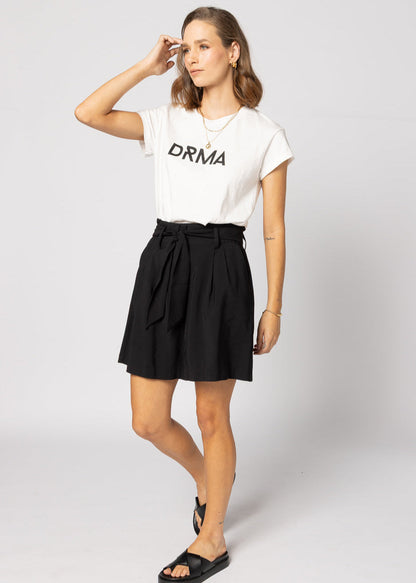 1131 - Drma Tee - White/Black