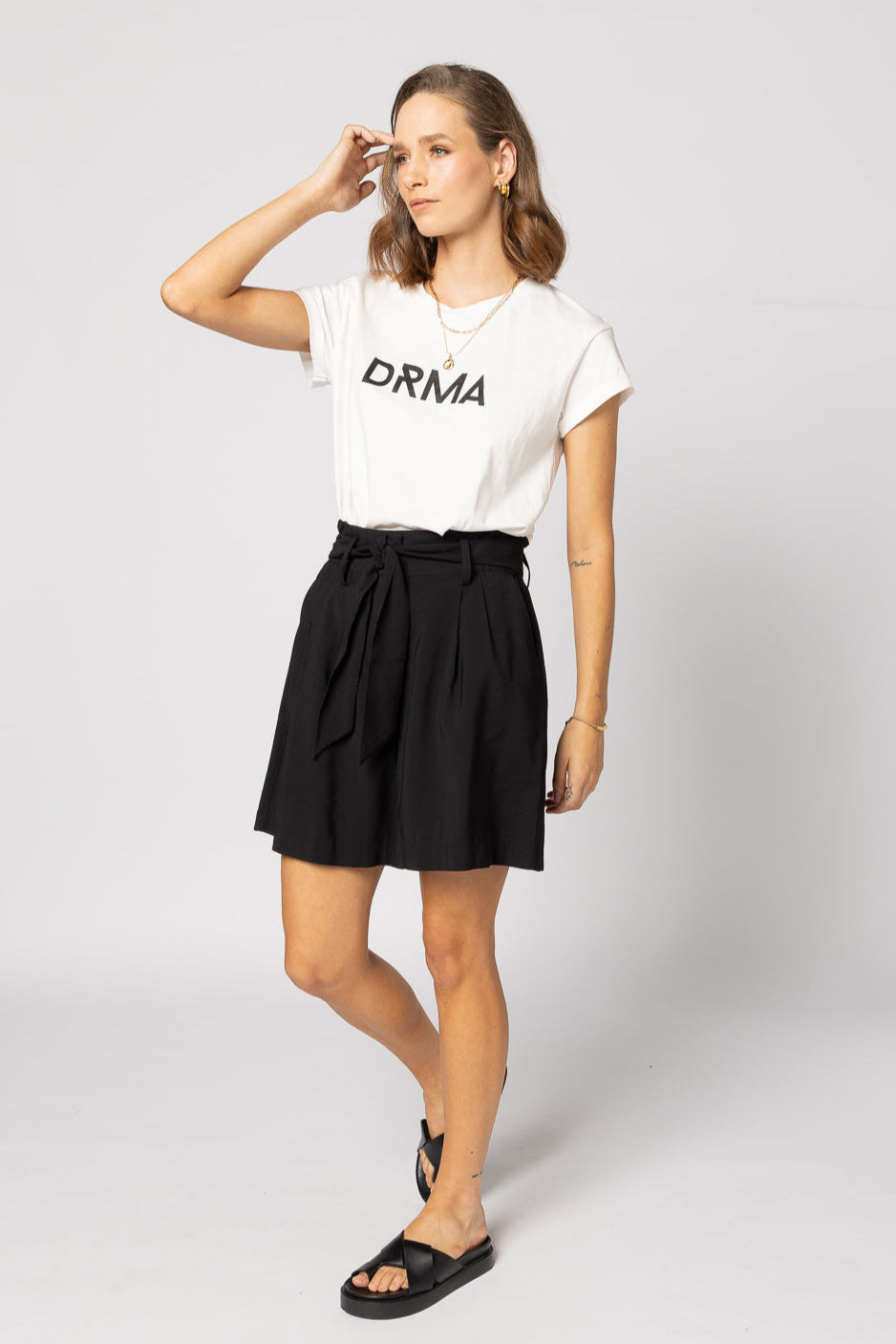 1131 - Drma Tee - White/Black