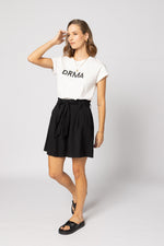 1131 - Drma Tee - White/Black