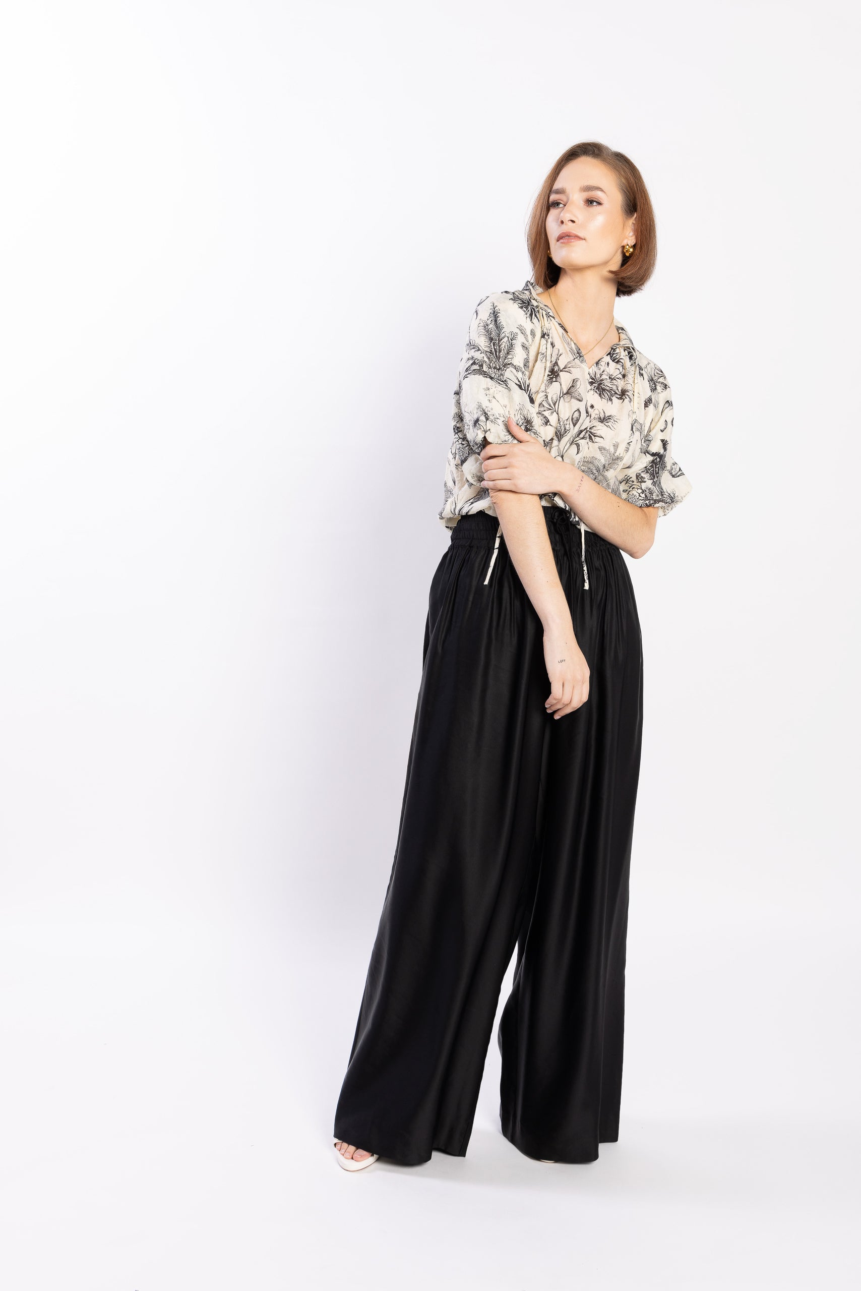 LOUGHLIN - 4064L - Float Pant - Black