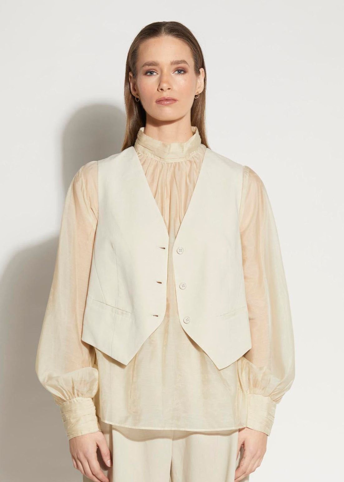 LOUGHLIN - 1253L - Ebbe Blouse - Almond