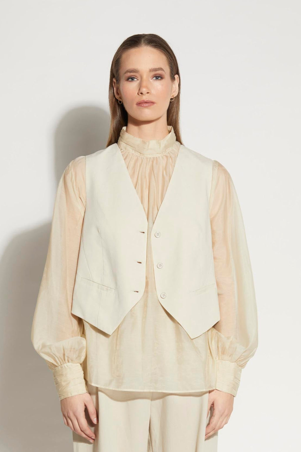 LOUGHLIN - 1253L - Ebbe Blouse - Almond