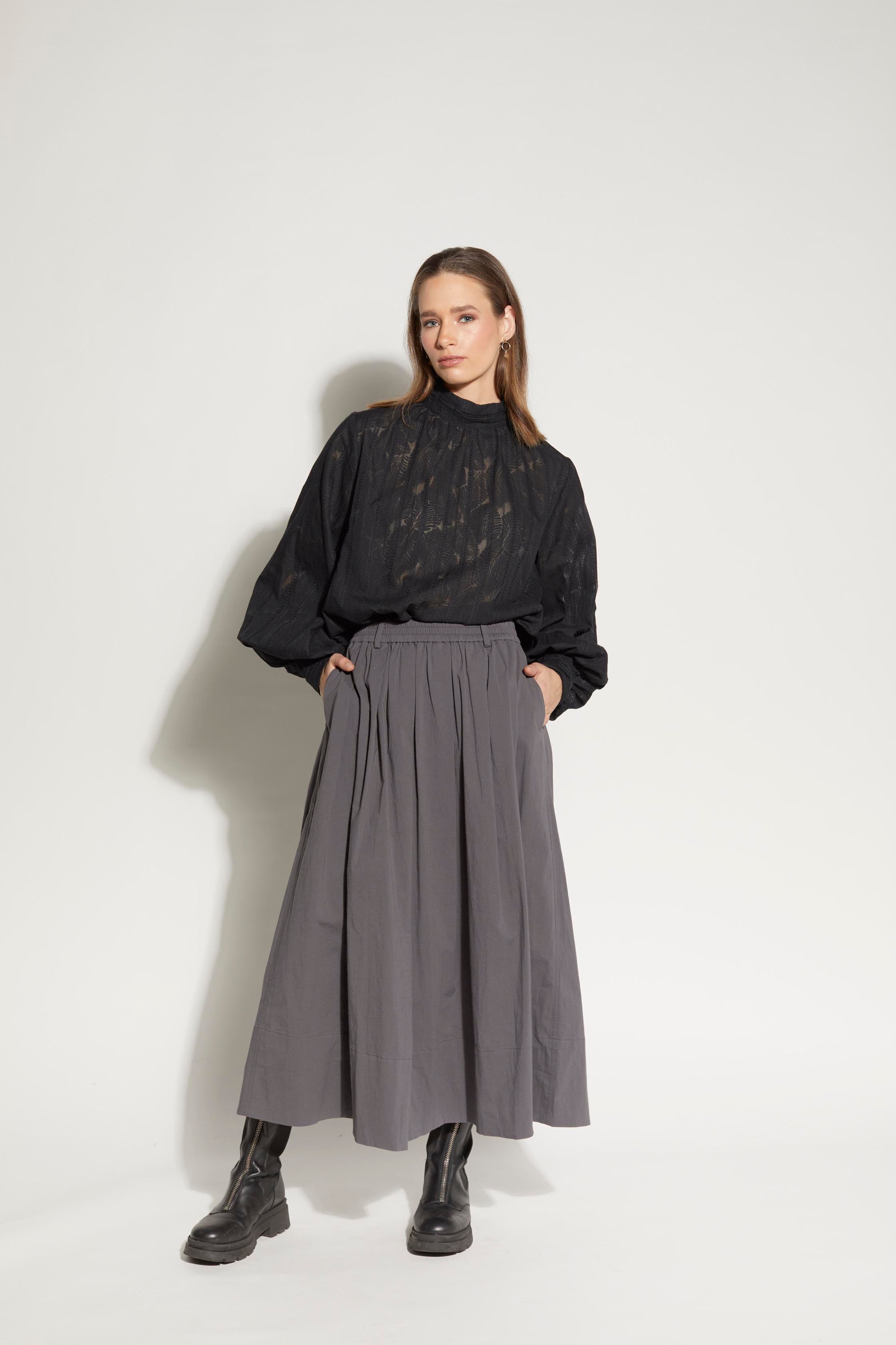 LOUGHLIN - 6052L - Direction Skirt - Smoke