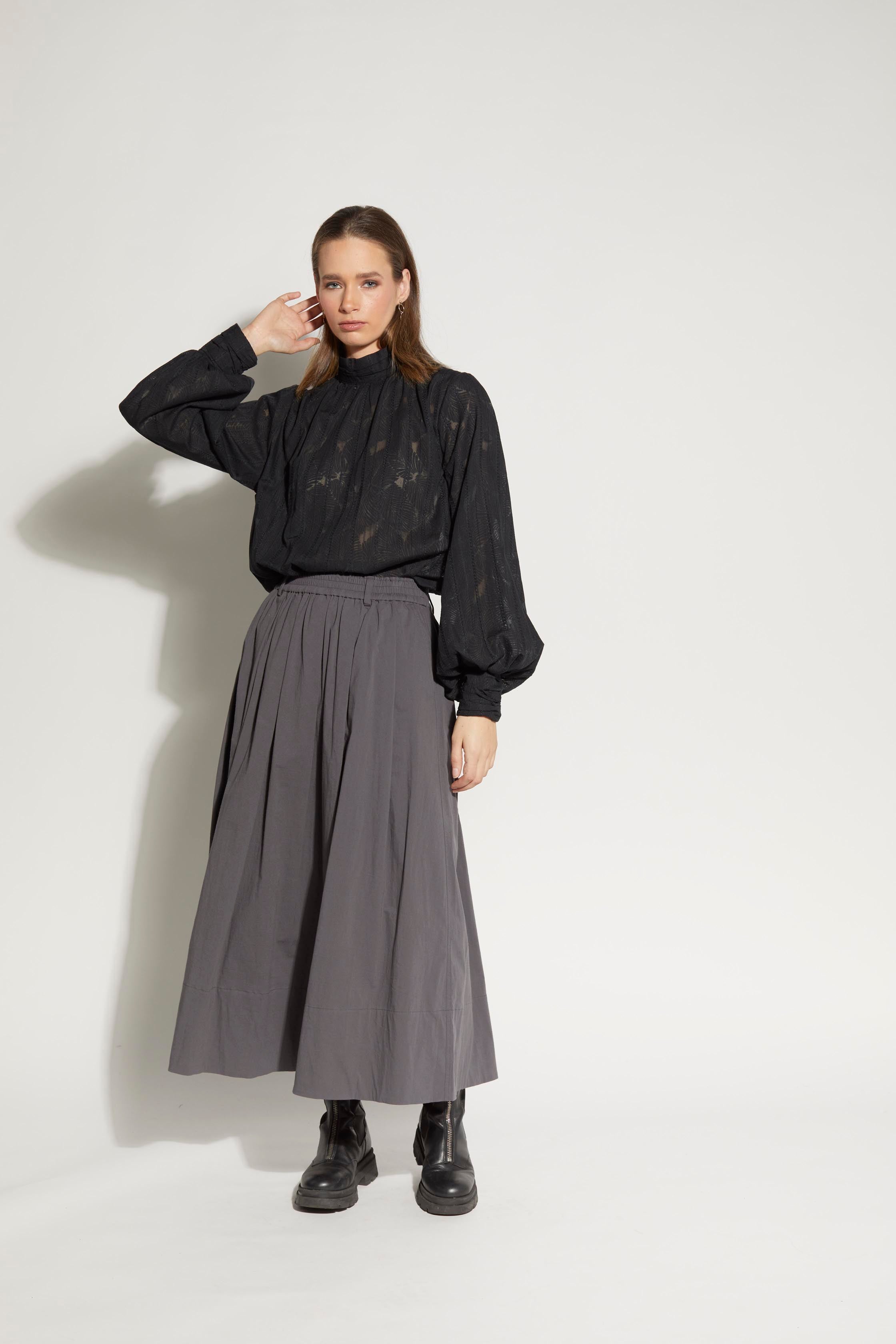 LOUGHLIN - 6052L - Direction Skirt - Smoke