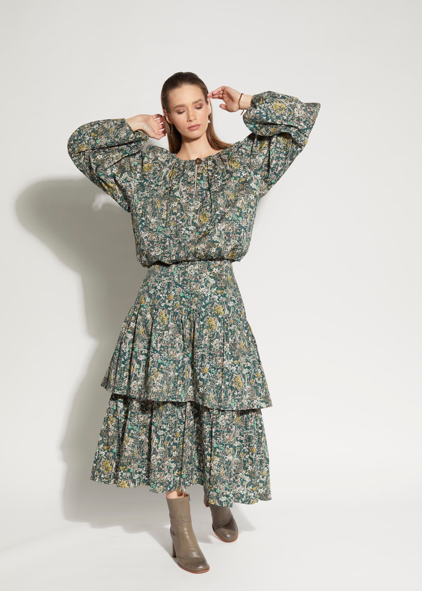LOUGHLIN - 6053L - West Skirt - Woodlands