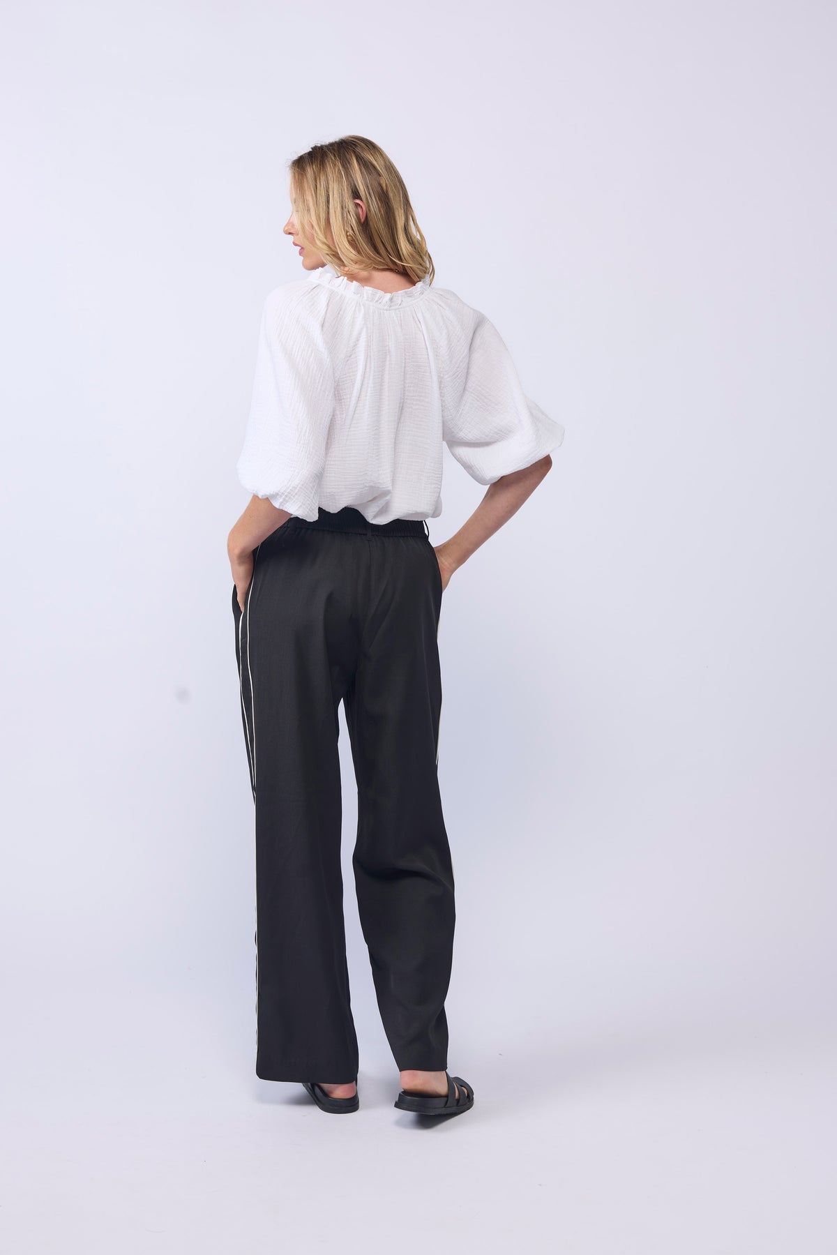 BREEZE TOP - WHITE