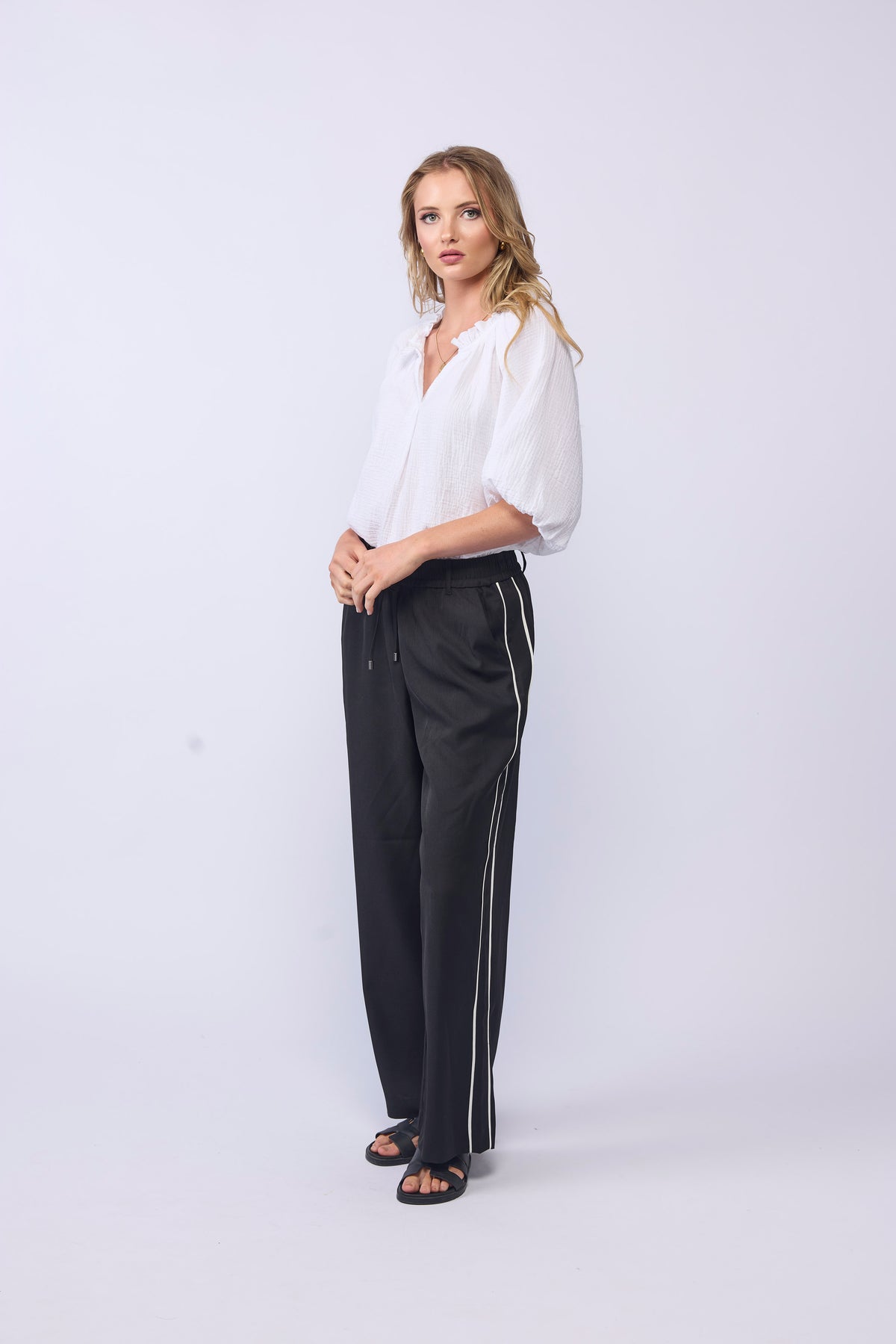BREEZE TOP - WHITE