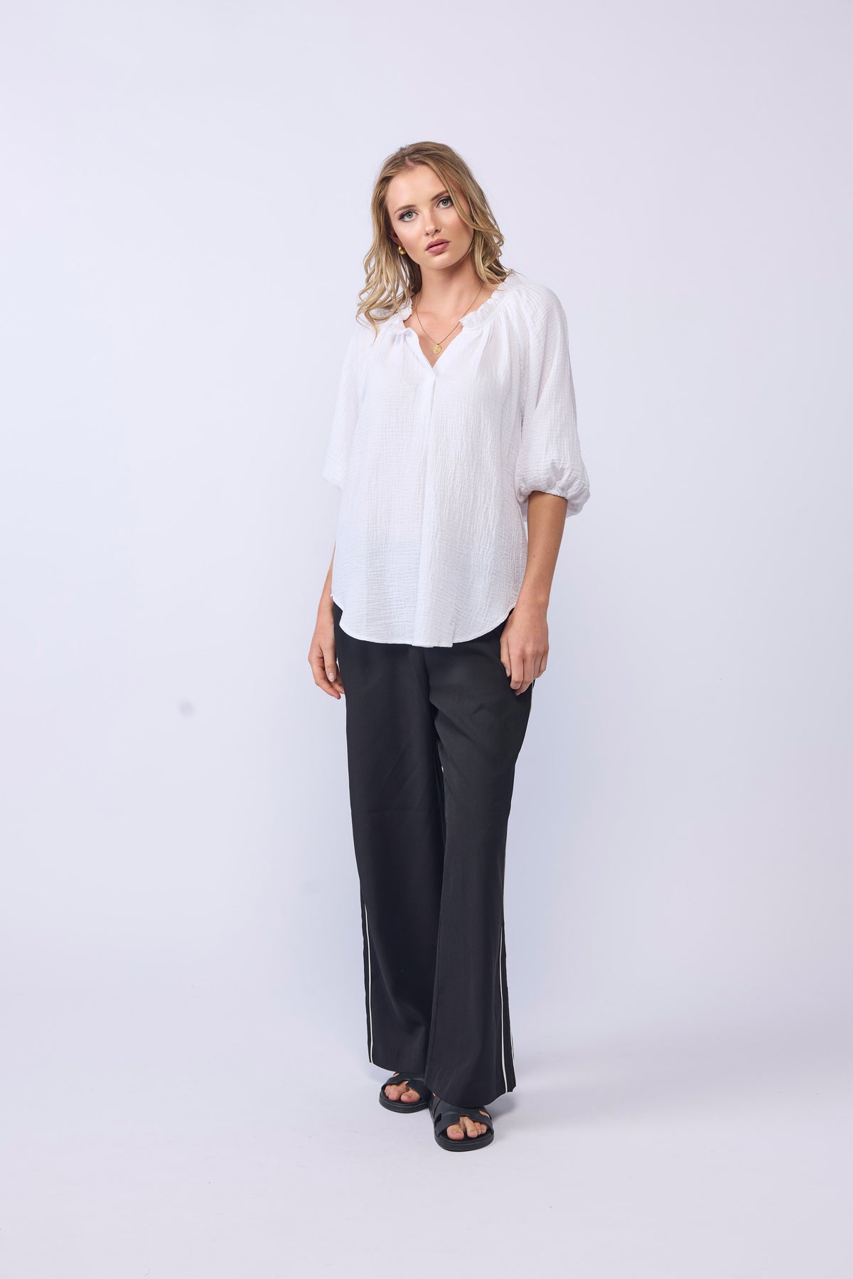 BREEZE TOP - WHITE