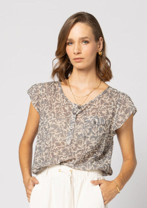 1282 - Tea Time Top - Silver Cloud