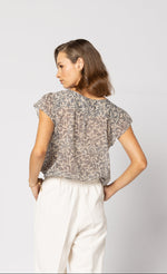 1282 - Tea Time Top - Silver Cloud