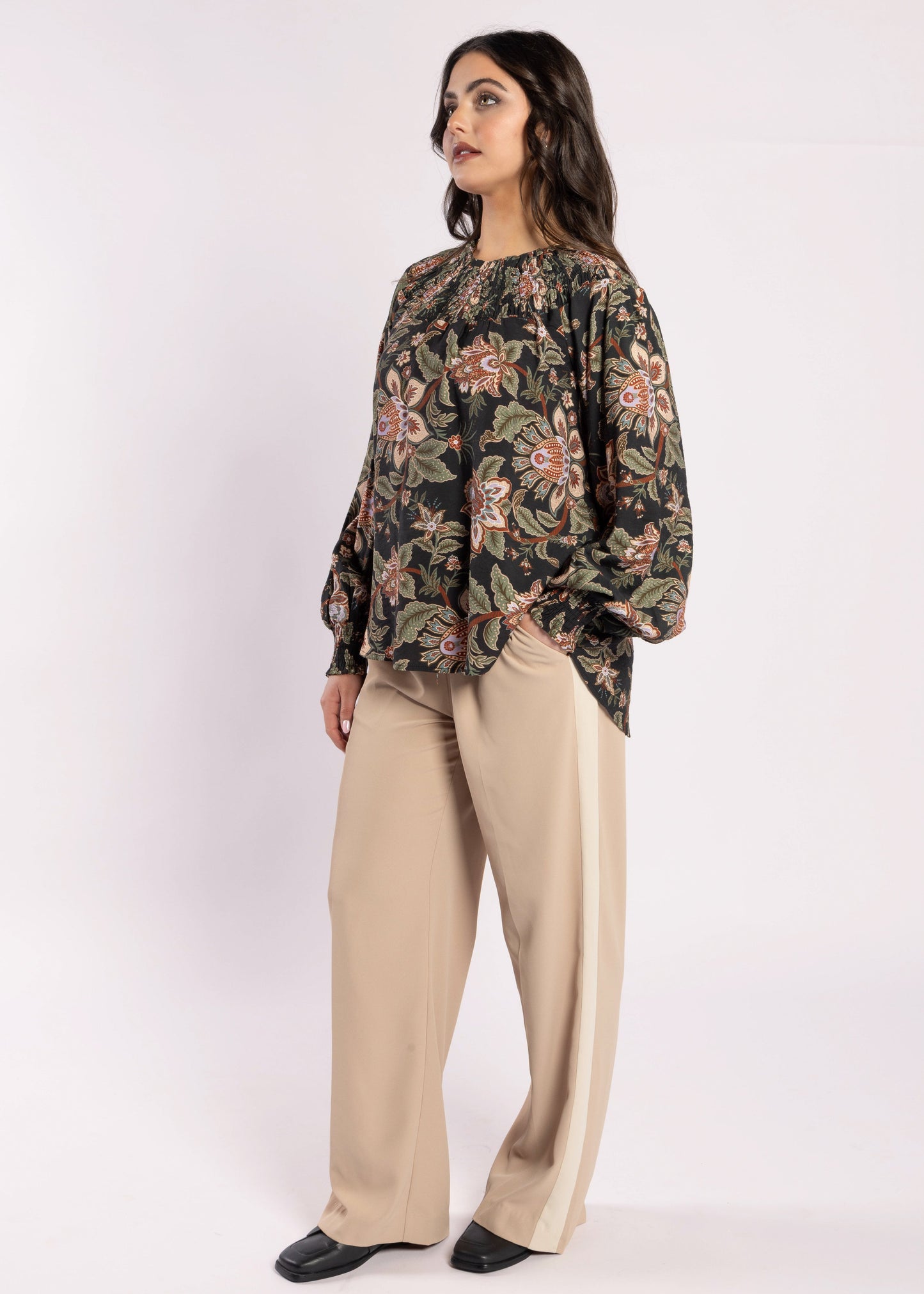 1299 - Karin Blouse - Del Ray Black