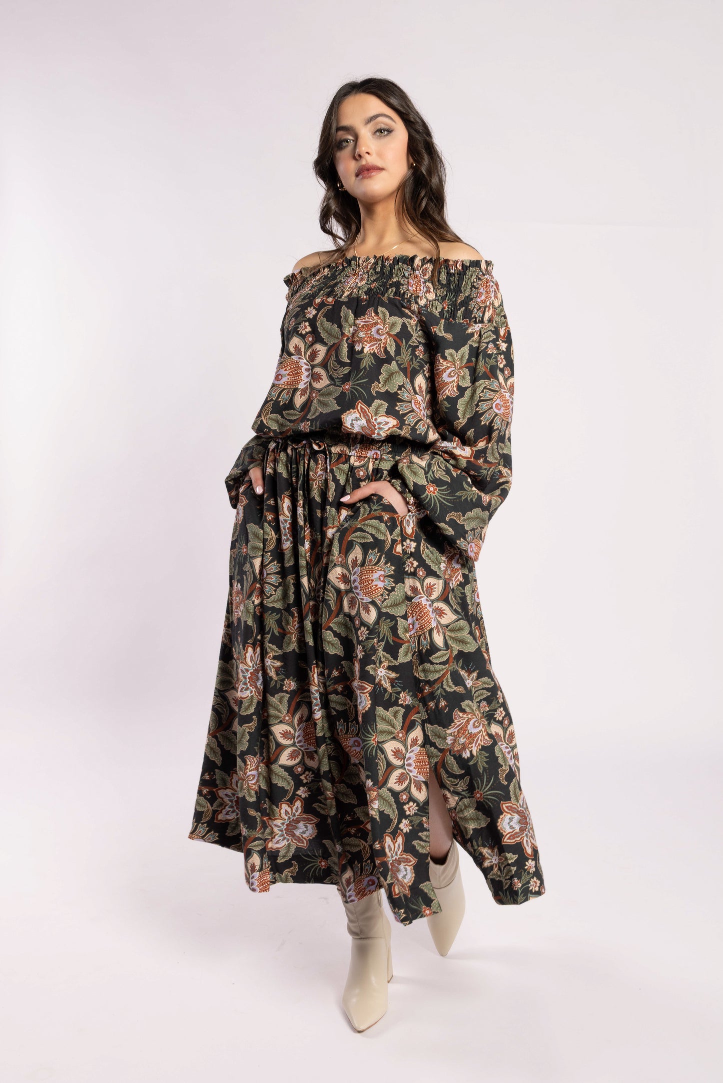 6065 - Lost Skirt - Del Ray Black