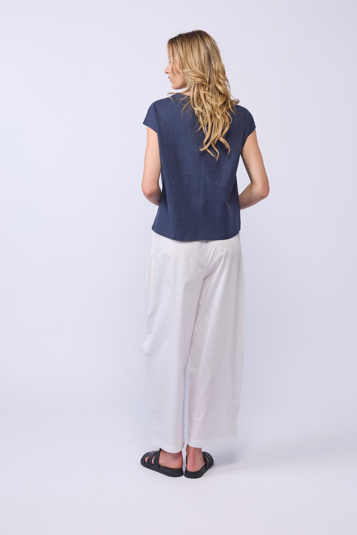 PLEAT ME TEE - NAVY