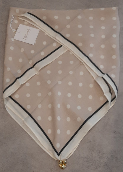 AA2 - Clip Scarf - Cream Spot