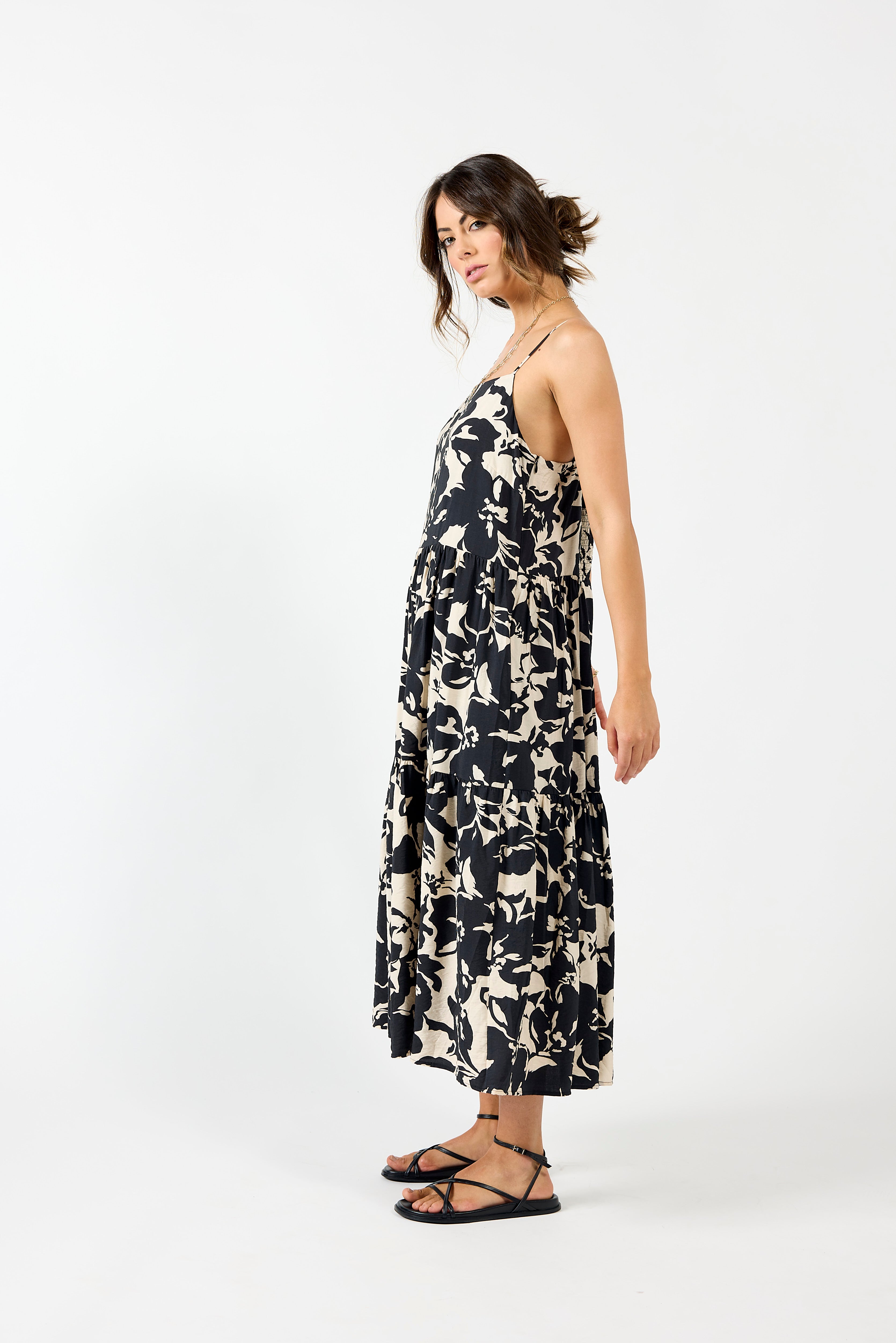 2057 - Hillary Dress - Mono Floral