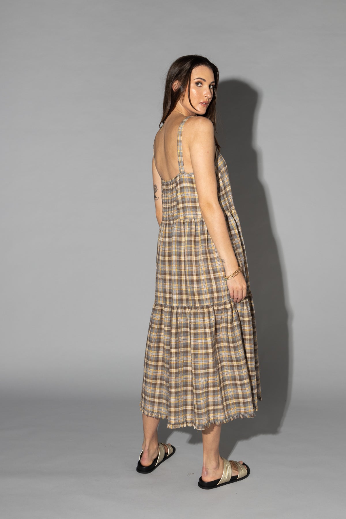 2148 - Earth Dress - Ground Check