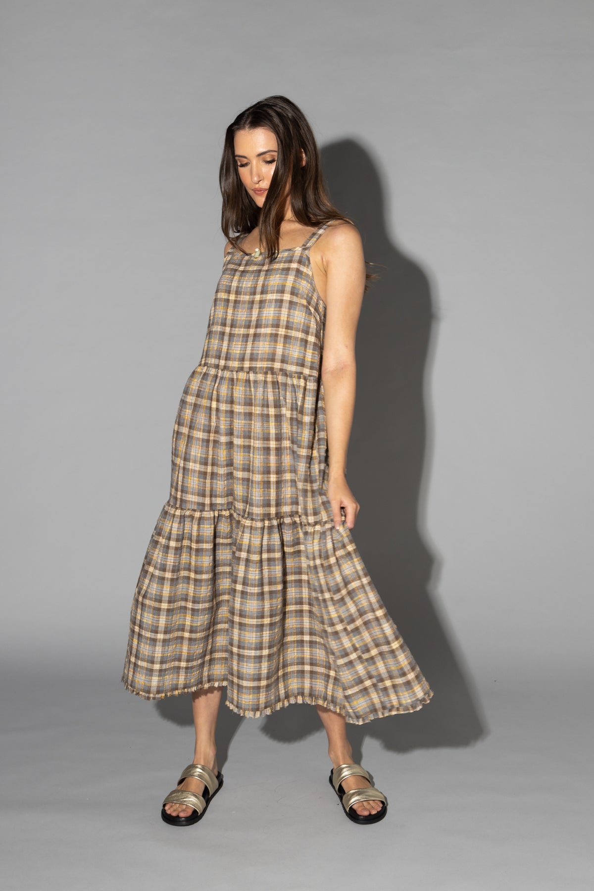 2148 - Earth Dress - Ground Check