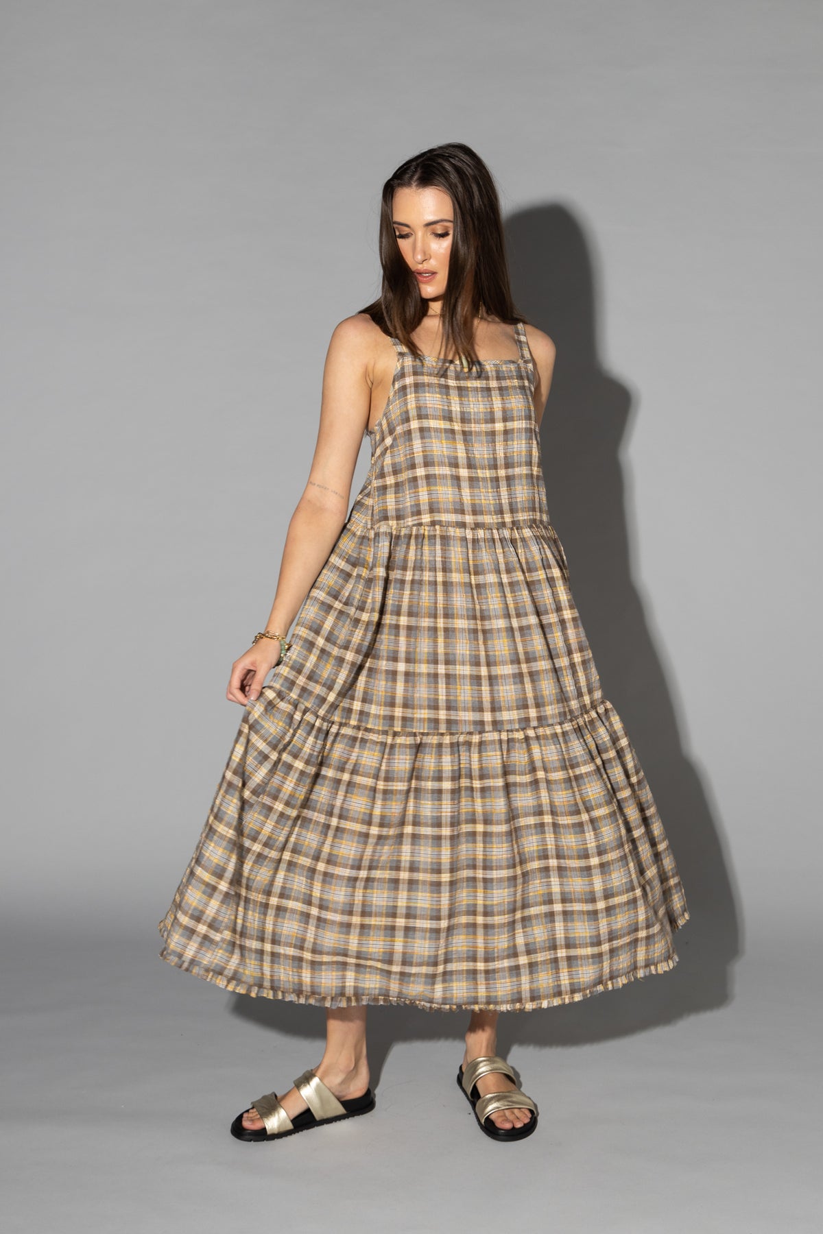2148 - Earth Dress - Ground Check