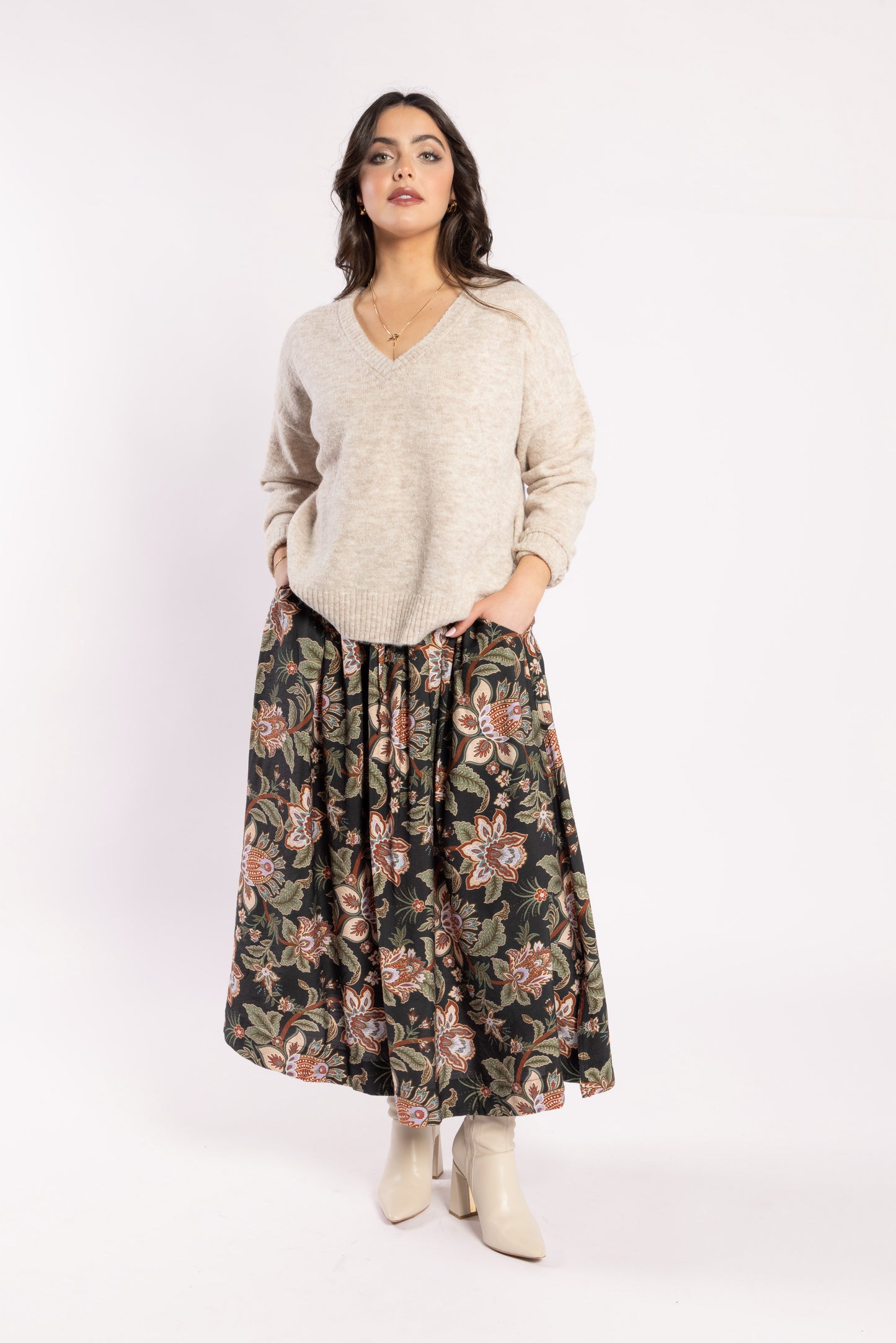 6065 - Lost Skirt - Del Ray Black