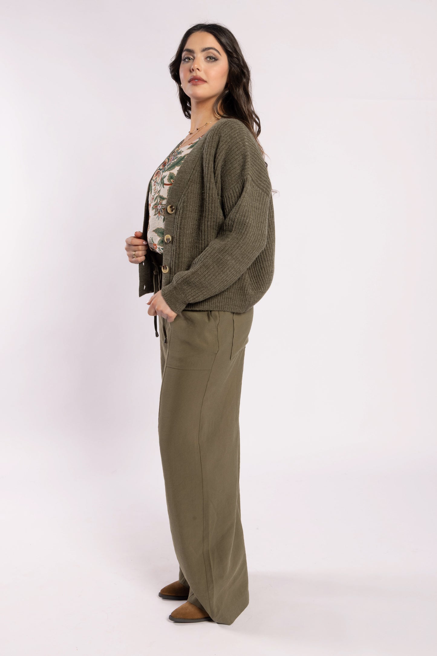 3075 - Taffy Cardi - Olive Green