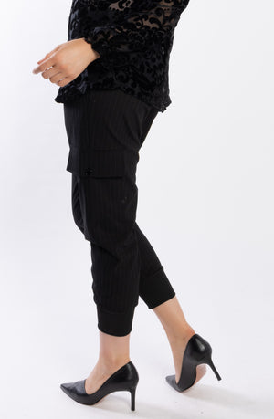 4052 - Noni Pants - Black Pinstripe