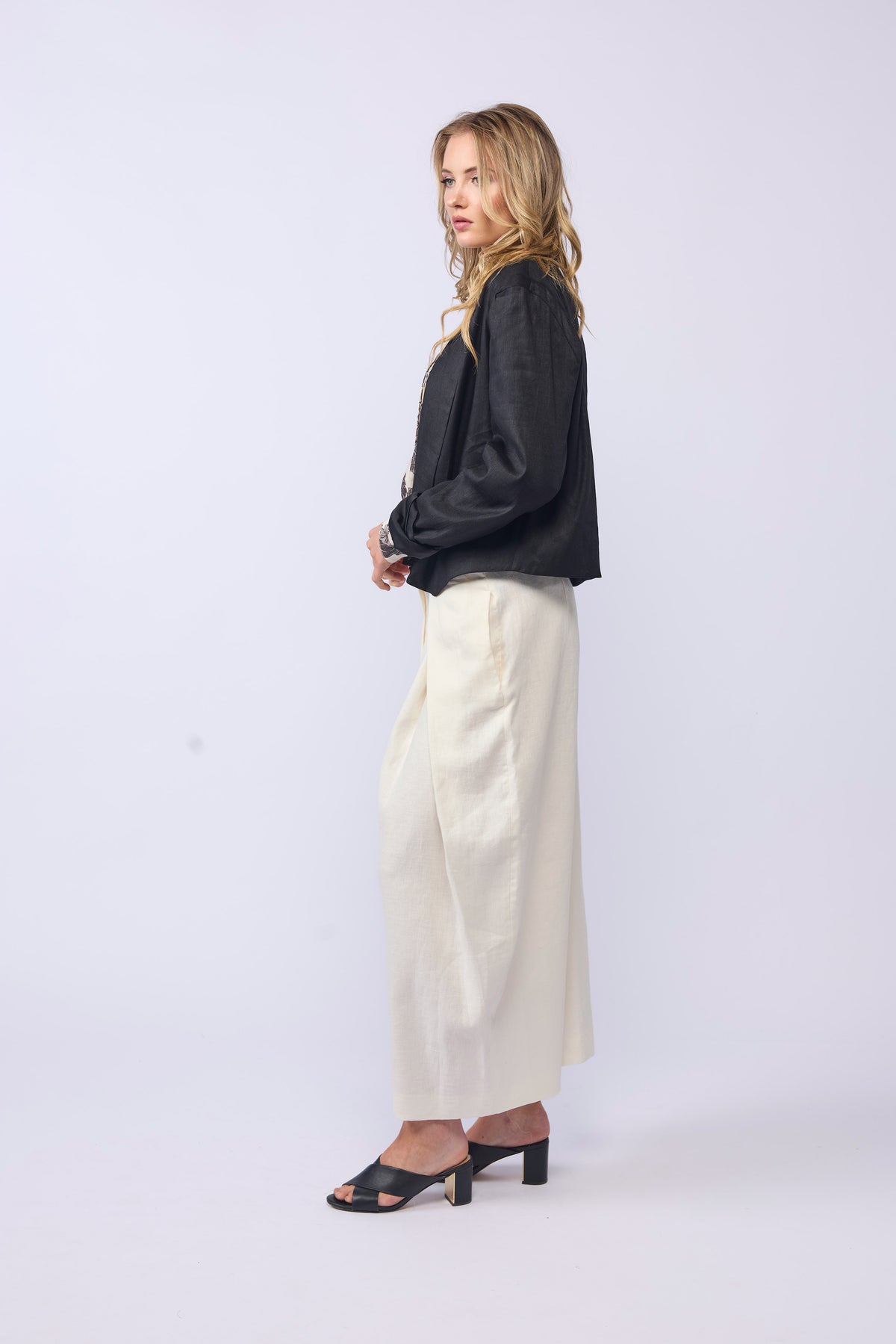 GAIA JACKET - BLACK