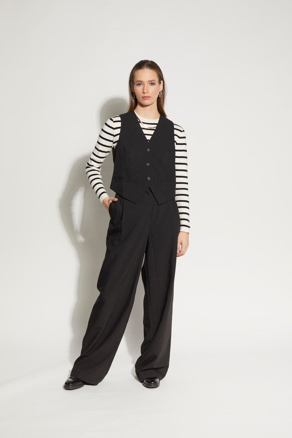 4049L - South Pant - Black