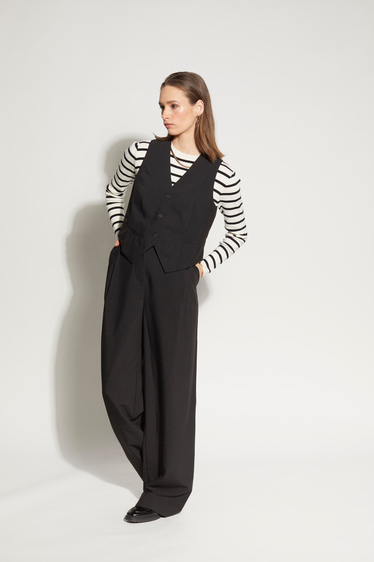 5055L - Cardinal Waistcoat - Black