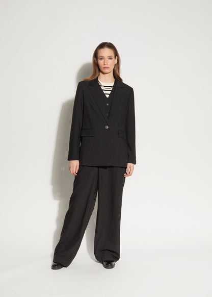 5058L - North Blazer - Black