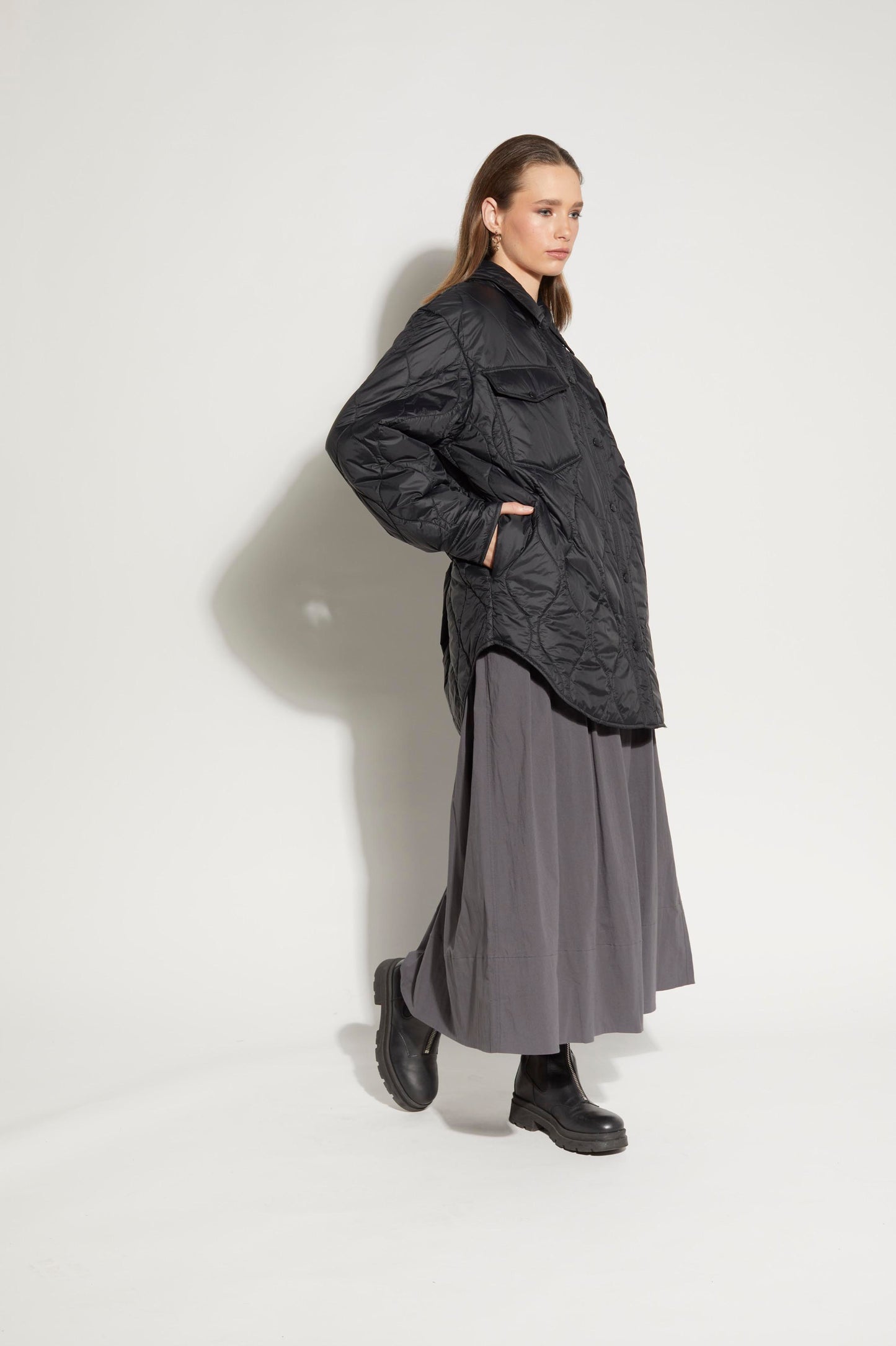LOUGHLIN - 5060L - Outa Breath Jacket - Black