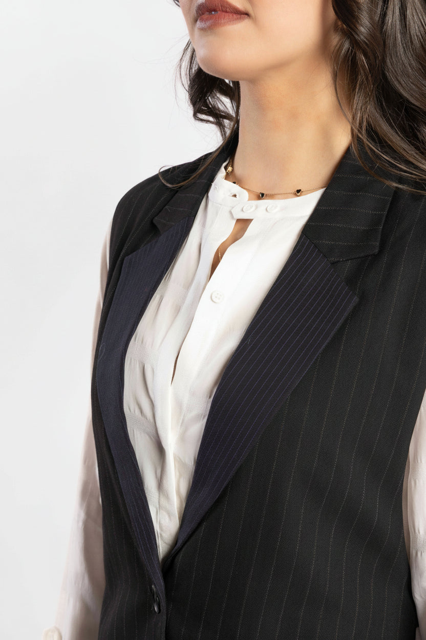 Au Lait Waistcoat - Noir Stripe