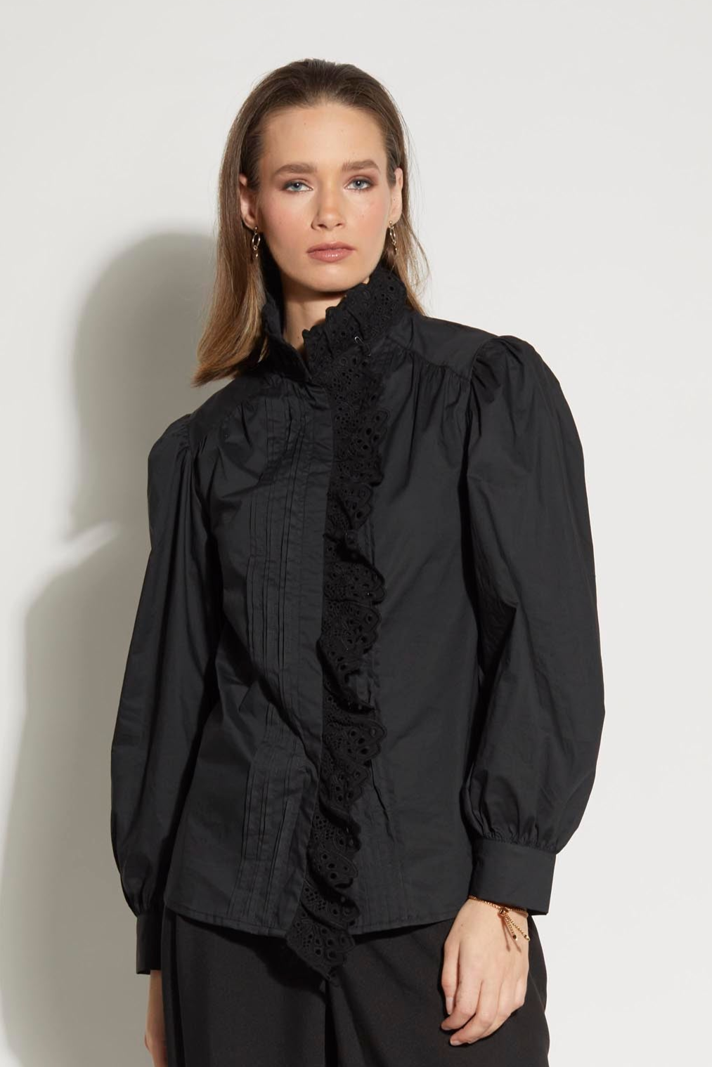 LOUGHLIN - 8026L - Rue Shirt - Black