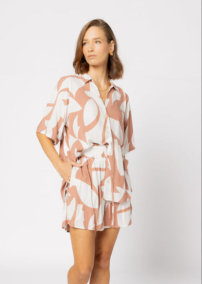 8038 - Piza Shirt - Amber Geo