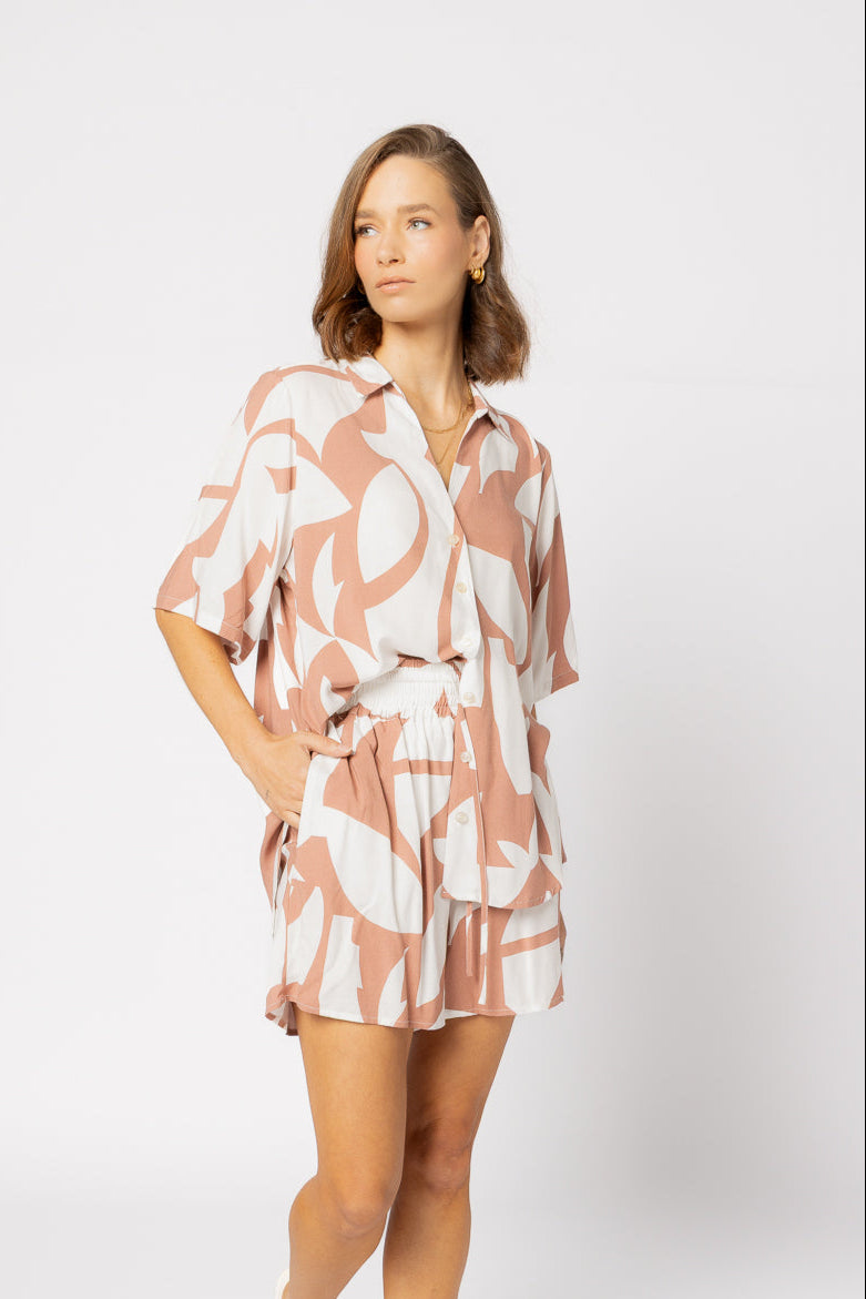 8038 - Piza Shirt - Amber Geo