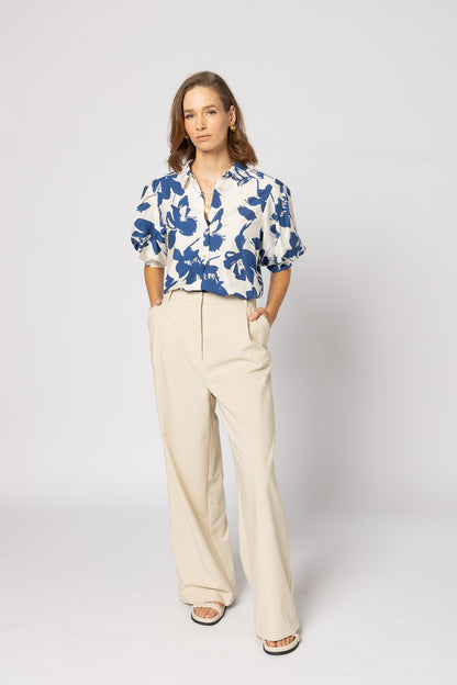 8039 - Haven Shirt - Blue Flower