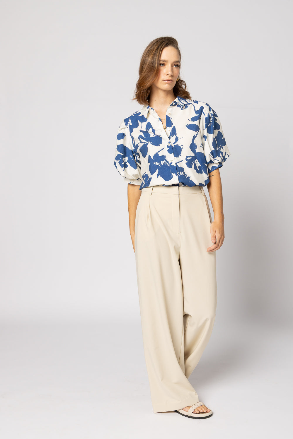 8039 - Haven Shirt - Blue Flower