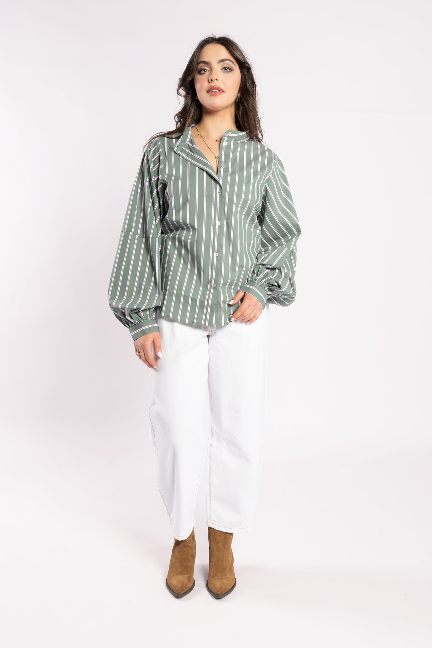 8043 - Fray Shirt - Green Stripe